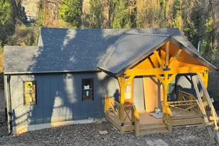 2005 Arlington Cir NW, Atlanta, GA 30318 - Photo 1