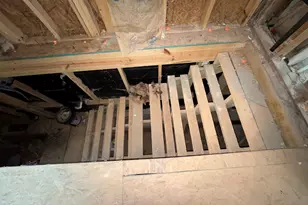 2005 Arlington Cir NW, Atlanta, GA 30318 - Photo 8