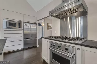 105 Honeysuckle Lane, Peachtree City, GA 30269 - Photo 10