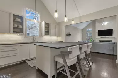 105 Honeysuckle Lane, Peachtree City, GA 30269 - Photo 6