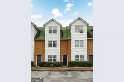 2165 S Milledge Avenue #D2, Athens, GA 30605 - Photo 2