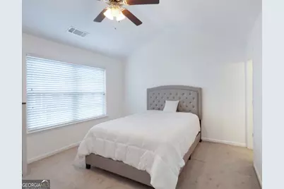 7656 Green Glade Way, Lithonia, GA 30038 - Photo 8