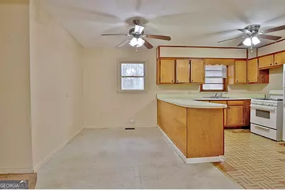 75 Camellia Drive, Newnan, GA 30263 - Photo 6