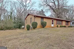 75 Camellia Dr, Newnan, GA 30263 - Photo 2