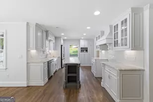 3380 Wildwood Rd, Suwanee, GA 30024 - Photo 6