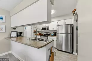 395 Foxwood Cir, Saint Marys, GA 31558 - Photo 4