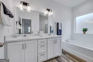 324 Abode Ave, Hinesville, GA 31313 - Photo 4