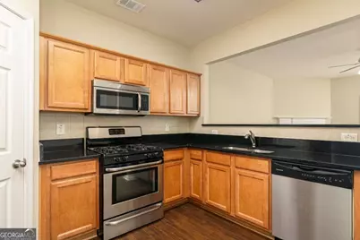 2031 Lakeshore Overlook Drive, Kennesaw, GA 30152 - Photo 8