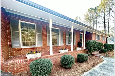 540 Forrest Avenue, Fayetteville, GA 30214 - Photo 4