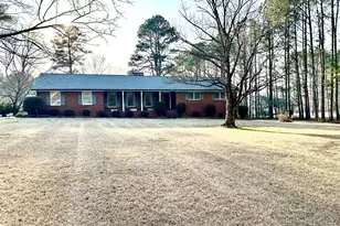 540 Forrest Ave, Fayetteville, GA 30214 - Photo 2