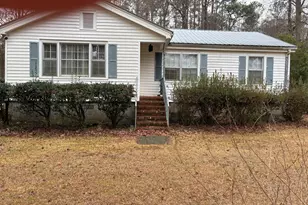 384 W Monroe St, Talbotton, GA 31827 - Photo 1