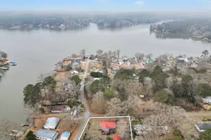 501 Lakeshore Dr, Monticello, GA 31064 - Photo 2