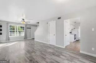 8 Larchmont Ct, Savannah, GA 31419 - Photo 2