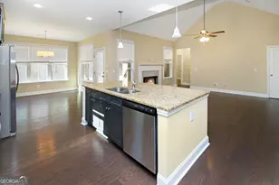 312 Lana Ln, Lagrange, GA 30241 - Photo 4