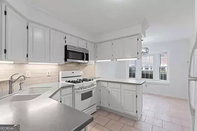 103 Mary Gay Court, Decatur, GA 30030 - Photo 2