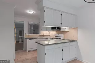 103 Mary Gay Ct, Decatur, GA 30030 - Photo 6