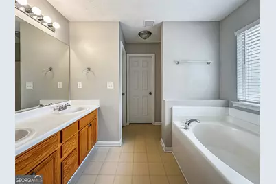 1395 Stephens Pond View, Loganville, GA 30052 - Photo 12