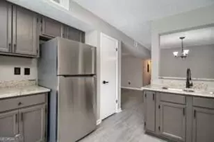 9432 Cypress Ln, Jonesboro, GA 30238 - Photo 8