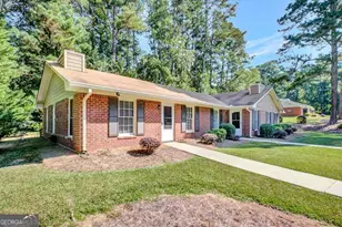 125 Belle Dr, Fayetteville, GA 30214 - Photo 2