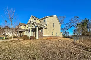 182 Daisy Cir, McDonough, GA 30252 - Photo 2