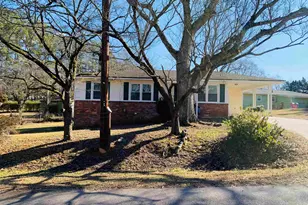 24 Camellia Dr, Newnan, GA 30263 - Photo 2