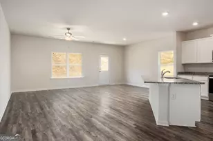 638 Mackenzie Cv, Villa Rica, GA 30180 - Photo 4