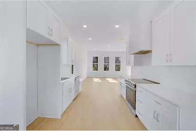 3213 McHenry Avenue, Scottdale, GA 30079 - Photo 6