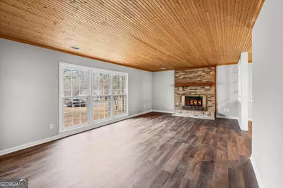 136 Jennifer Lane, Carrollton, GA 30116 - Photo 8