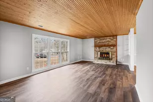 136 Jennifer Ln, Carrollton, GA 30116 - Photo 8