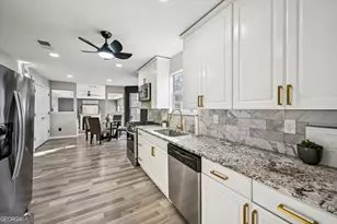 2985 Patty Hollow, Decatur, GA 30034 - Photo 8