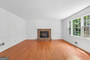 3602 Pebble Hill Dr, Marietta, GA 30062 - Photo 4