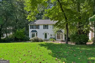 3602 Pebble Hill Dr, Marietta, GA 30062 - Photo 2