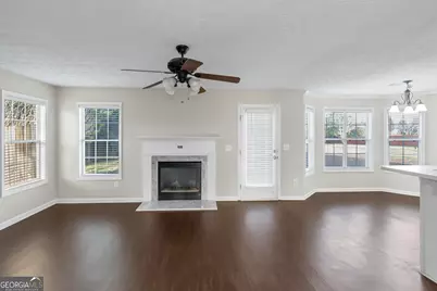 112 Wyckliffe Drive, Locust Grove, GA 30248 - Photo 6
