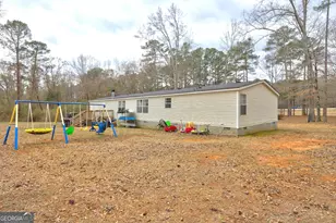 103 Silver Dollar Rd, Barnesville, GA 30204 - Photo 4