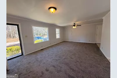 203 Bonaventure Drive, Lagrange, GA 30241 - Photo 4