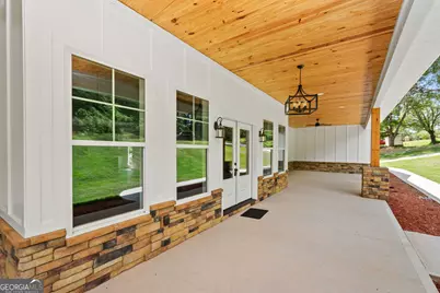 1000 Foxcroft Drive, Lagrange, GA 30240 - Photo 6