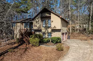 6851 Creekwood Dr, Douglasville, GA 30135 - Photo 2