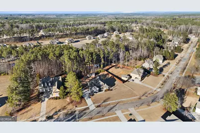 170 Homestead Circle, Forsyth, GA 31029 - Photo 8