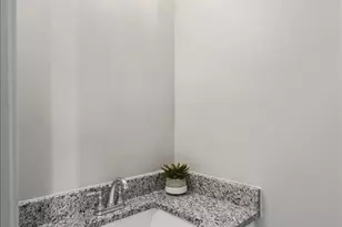 323 S Madison Ave, Monroe, GA 30655 - Photo 16