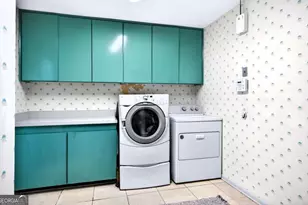 102 Stuart St, Savannah, GA 31405 - Photo 38
