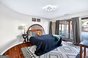 102 Stuart St, Savannah, GA 31405 - Photo 32