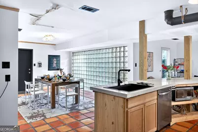 102 Stuart Street, Savannah, GA 31405 - Photo 14