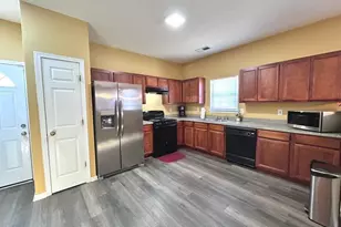 2326 Nicole Dr, Hampton, GA 30228 - Photo 10