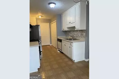 190 Oakwood Circle, Stockbridge, GA 30281 - Photo 6