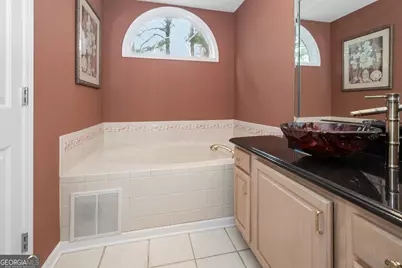 115 Courtyard Lane, Newnan, GA 30265 - Photo 24