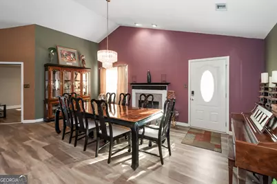 115 Courtyard Lane, Newnan, GA 30265 - Photo 8