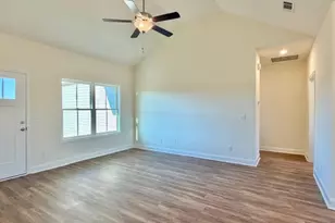 147 Landmark Circle, Statesboro, GA 30458 - Photo 4