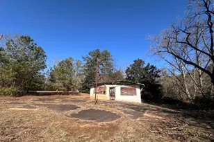 276 Oglesby Bridge Rd SE, Conyers, GA 30094 - Photo 18