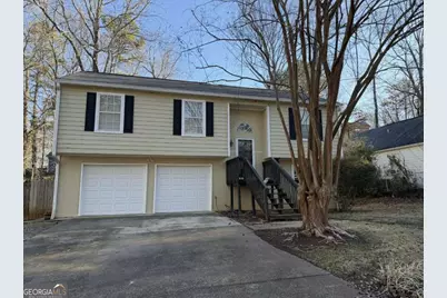 1818 Crescent Hill Drive NW, Acworth, GA 30102 - Photo 1