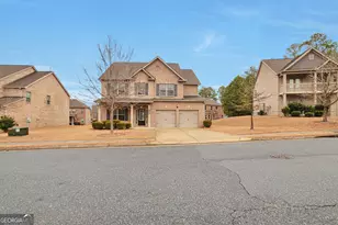 505 Sea Dunes Ct, Loganville, GA 30052 - Photo 2